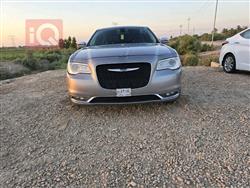 کرایسلەر 300